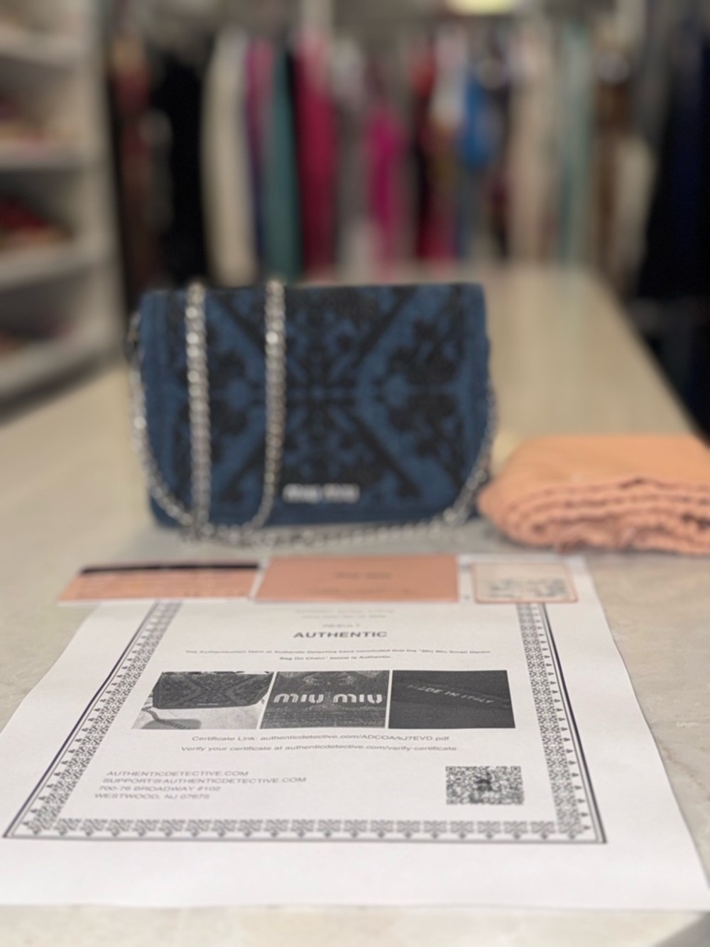 Miu Miu Gorgeous very rare
Denim small bag with silver chain full set like New - Picture 7 of 14